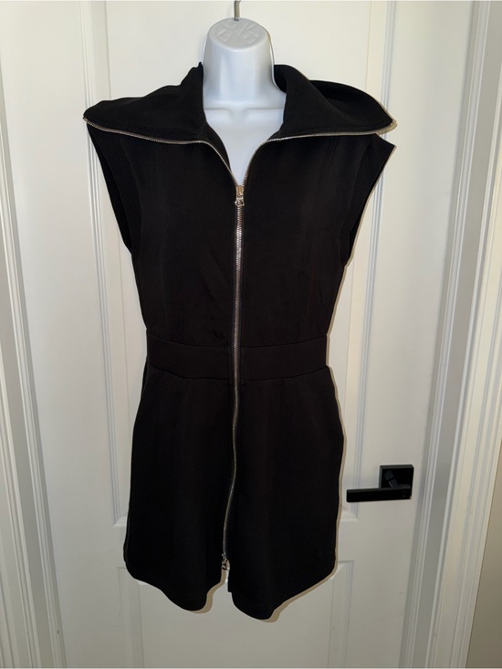 Varley Dresses & Skirts - Varley DoubleSoft Black Zip Front Romper Small Sleeveless Collared Athleisure